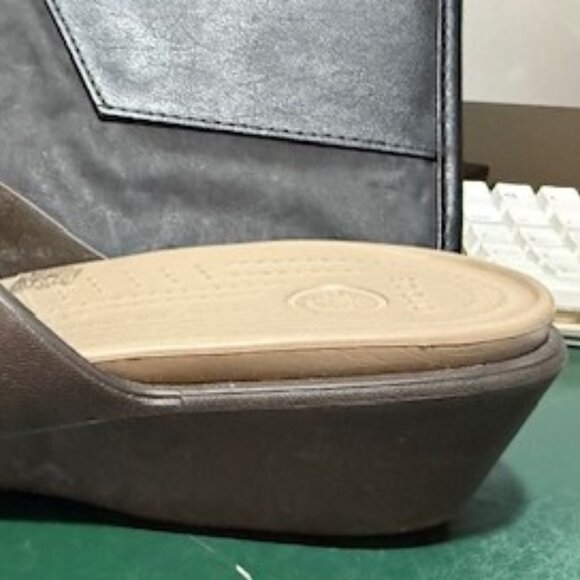 CROCS Women's Sandals - Black and Brown - Picture 12 of 12